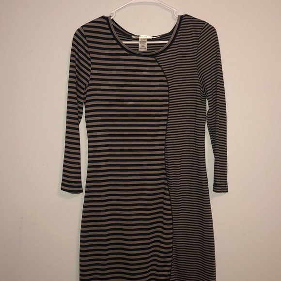 max studio long sleeve striped dress - Picture 1 of 3